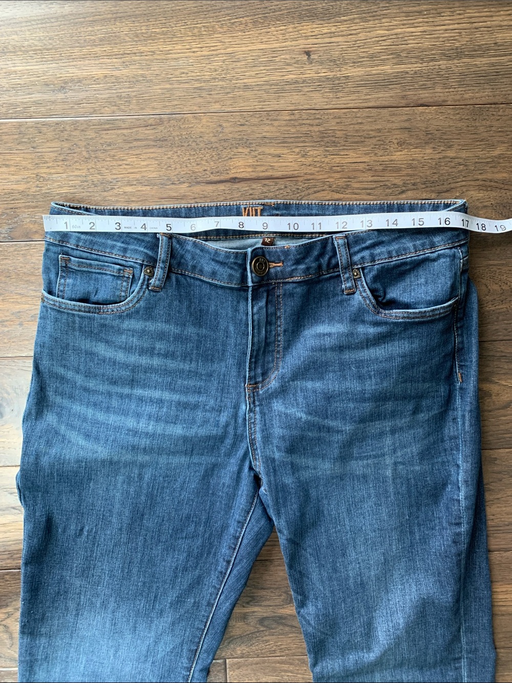 Kut from the Kloth Classic Straight Leg Women’s Denim Jeans. Pre-Owned. Size 12. - Picture 7 of 9